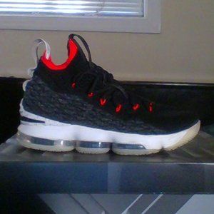 Nike Lebron 15 Black Bright Crimson